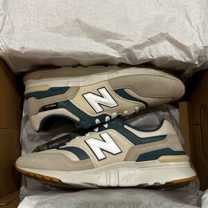 New in box men’s new balance 997h size 9.5